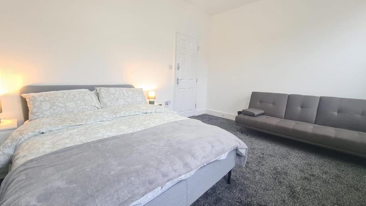 Spacious Private Room In Manor Park London Exterior photo